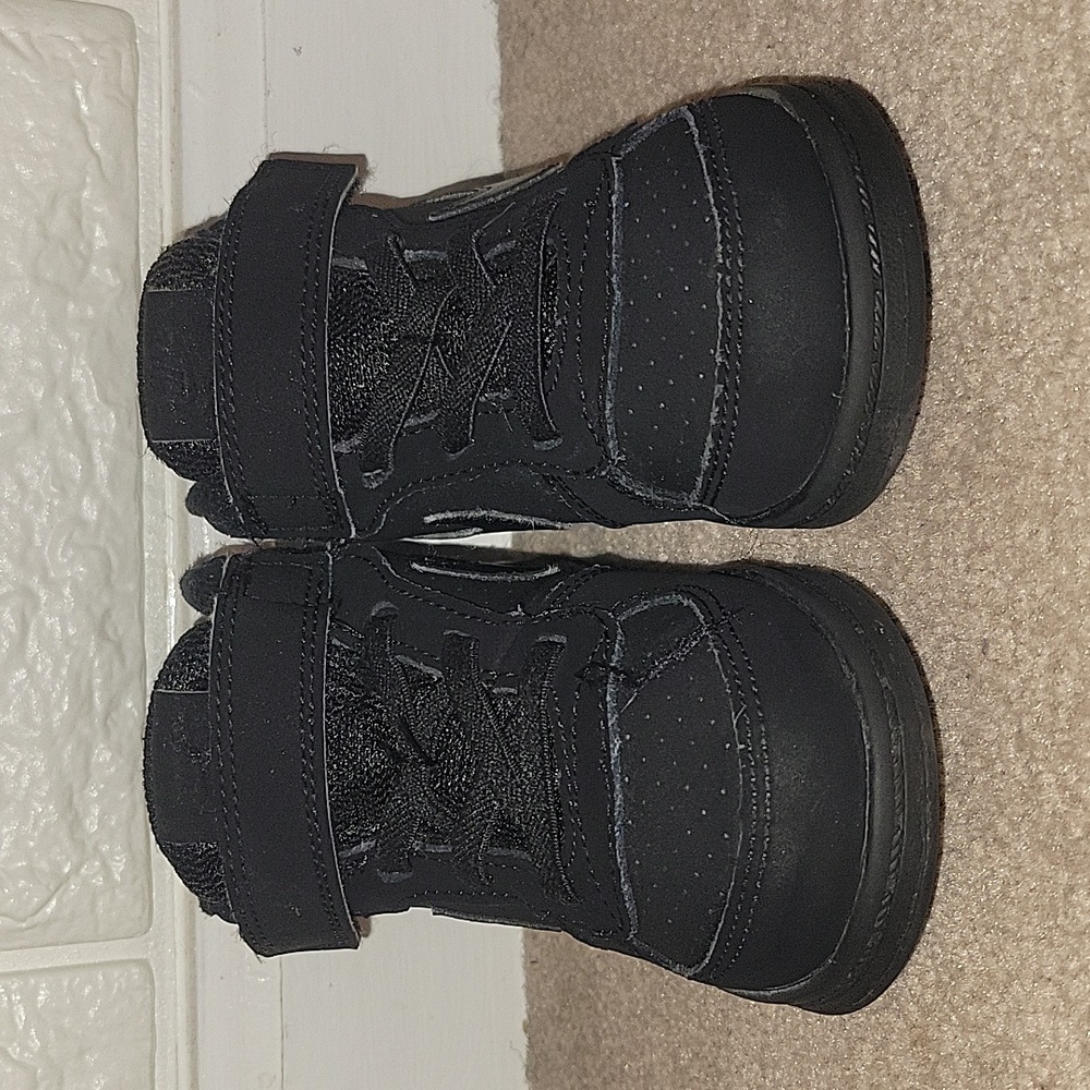 Nike Court Borough Mid Black Baby/Toddler Sneaker Size 8